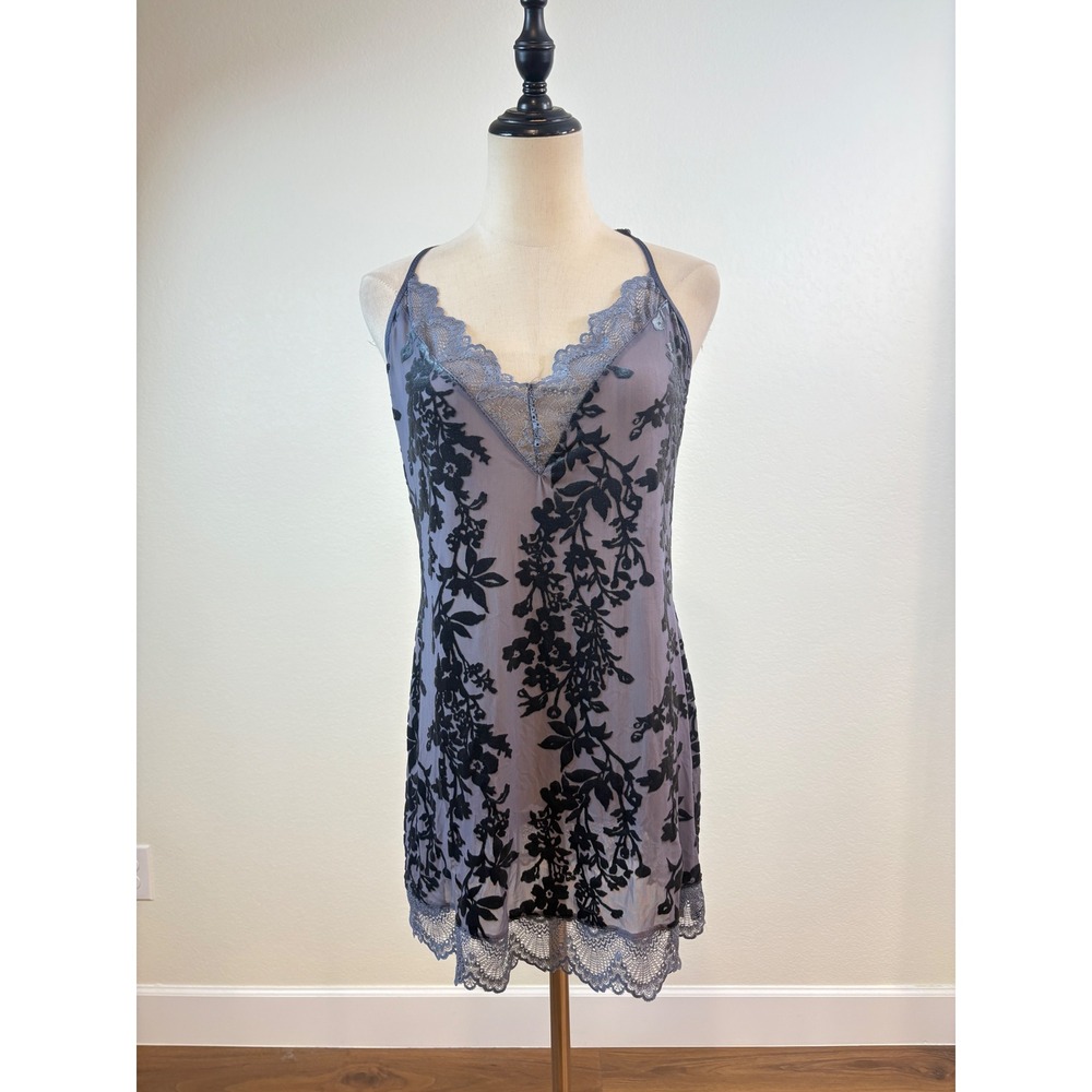 In Bloom Slip Dress Womens M Purple Velvet Burnout Lace Trim Open Back Ethereal